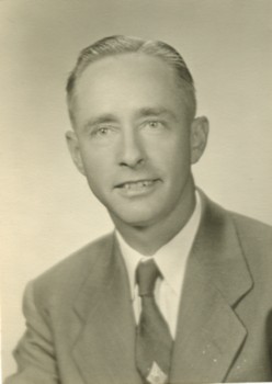 <b>Bill Juhnke</b>, Principal of. Lehigh Rural High School, 1954. - Chap7-03sm